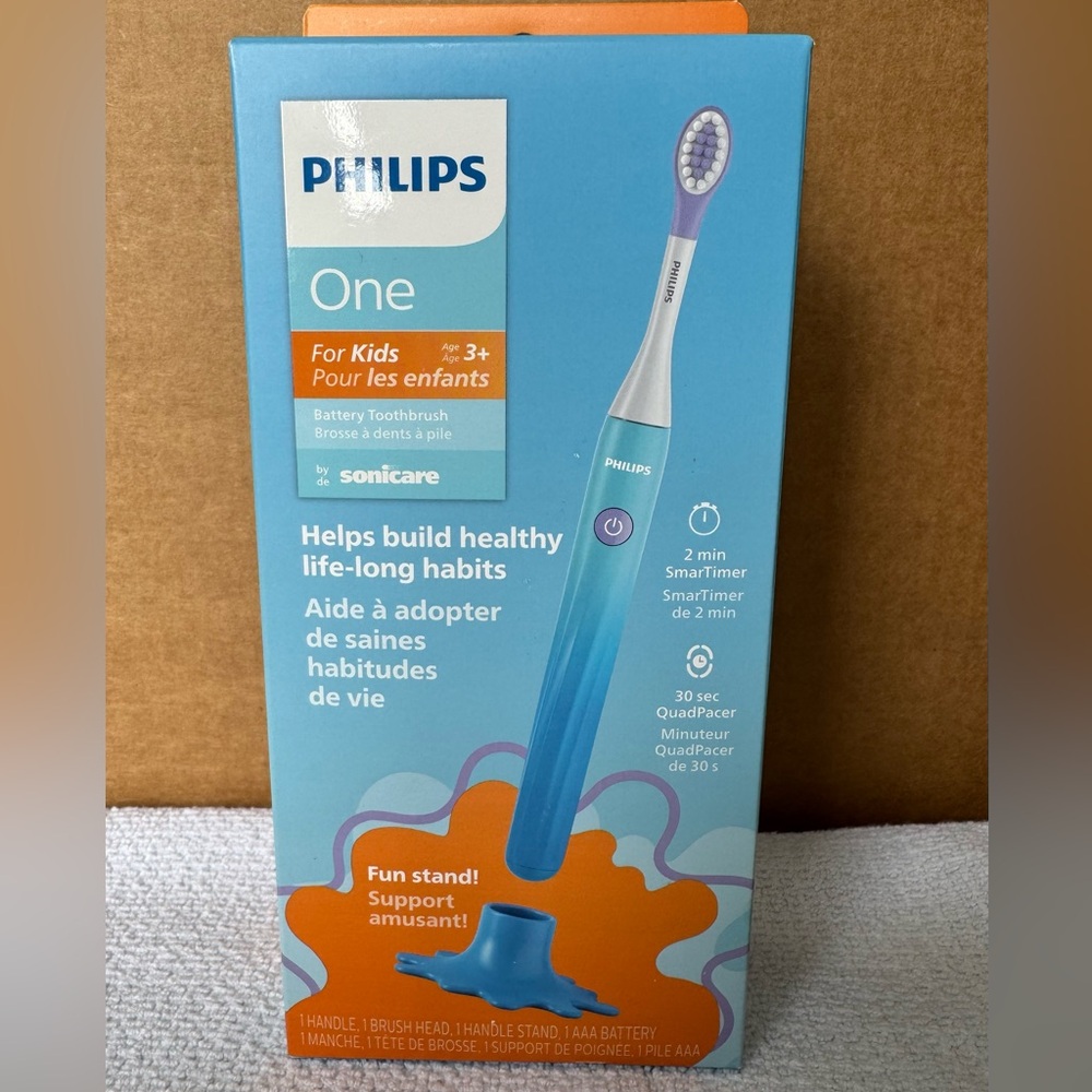 NEW - Philips One For Kids Sonicare In Blue w/ Smartimer & Fun Stand. Battery